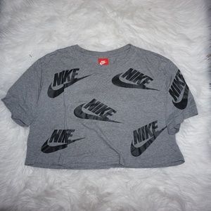 Nike Crop Tee